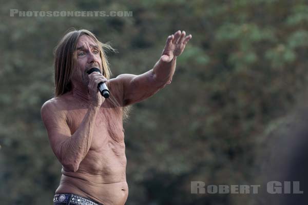 IGGY POP - 2016-08-28 - SAINT CLOUD - Domaine National - Grande Scene - 